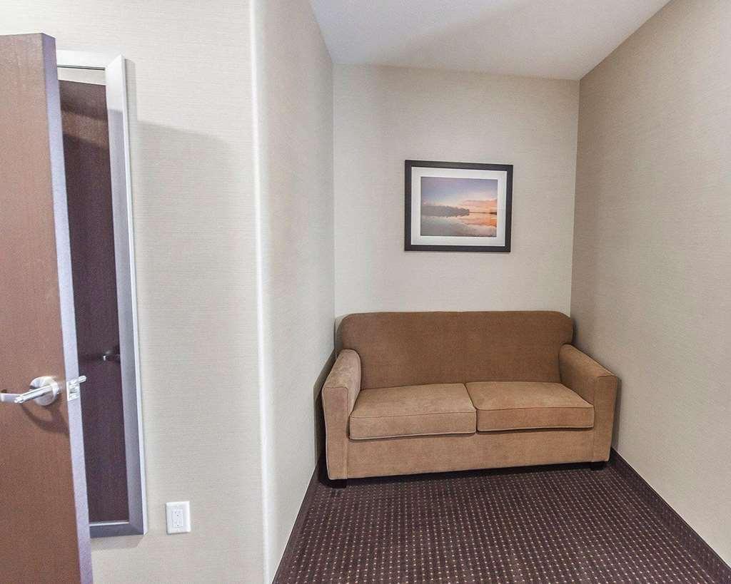Comfort Inn & Suites Bonnyville Номер фото
