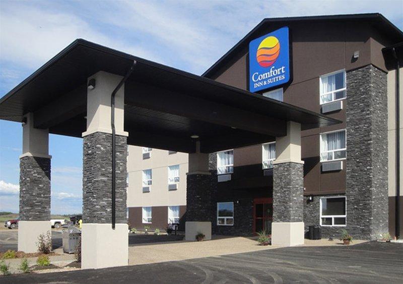 Comfort Inn & Suites Bonnyville Экстерьер фото