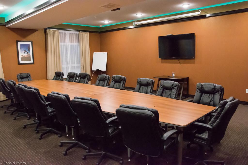 Comfort Inn & Suites Bonnyville Экстерьер фото