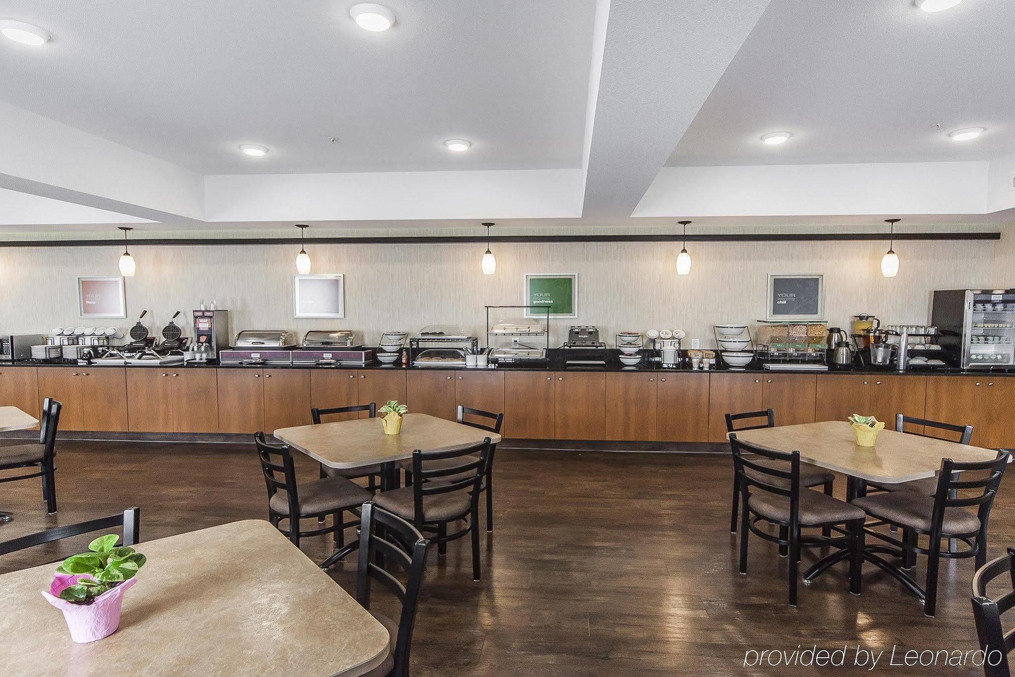 Comfort Inn & Suites Bonnyville Экстерьер фото